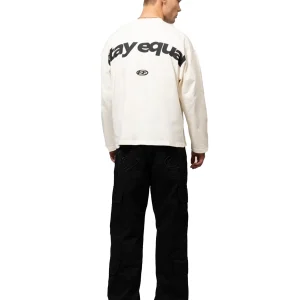 Stay Equal Longsleeve T-Shirt